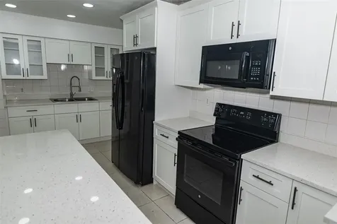 5810 N Thatcher Avenue Tampa FL 33614