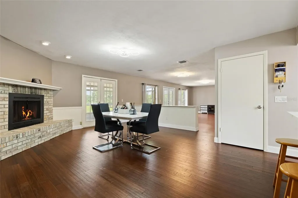 498 Lakewood Drive Brandon FL 33510
