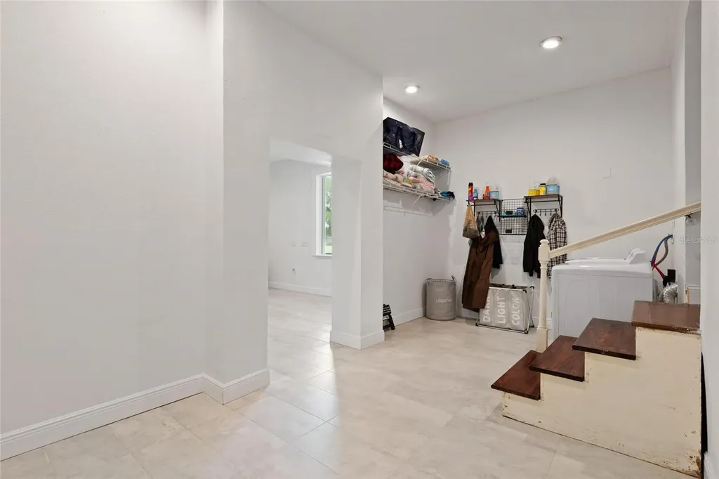 498 Lakewood Drive Brandon FL 33510