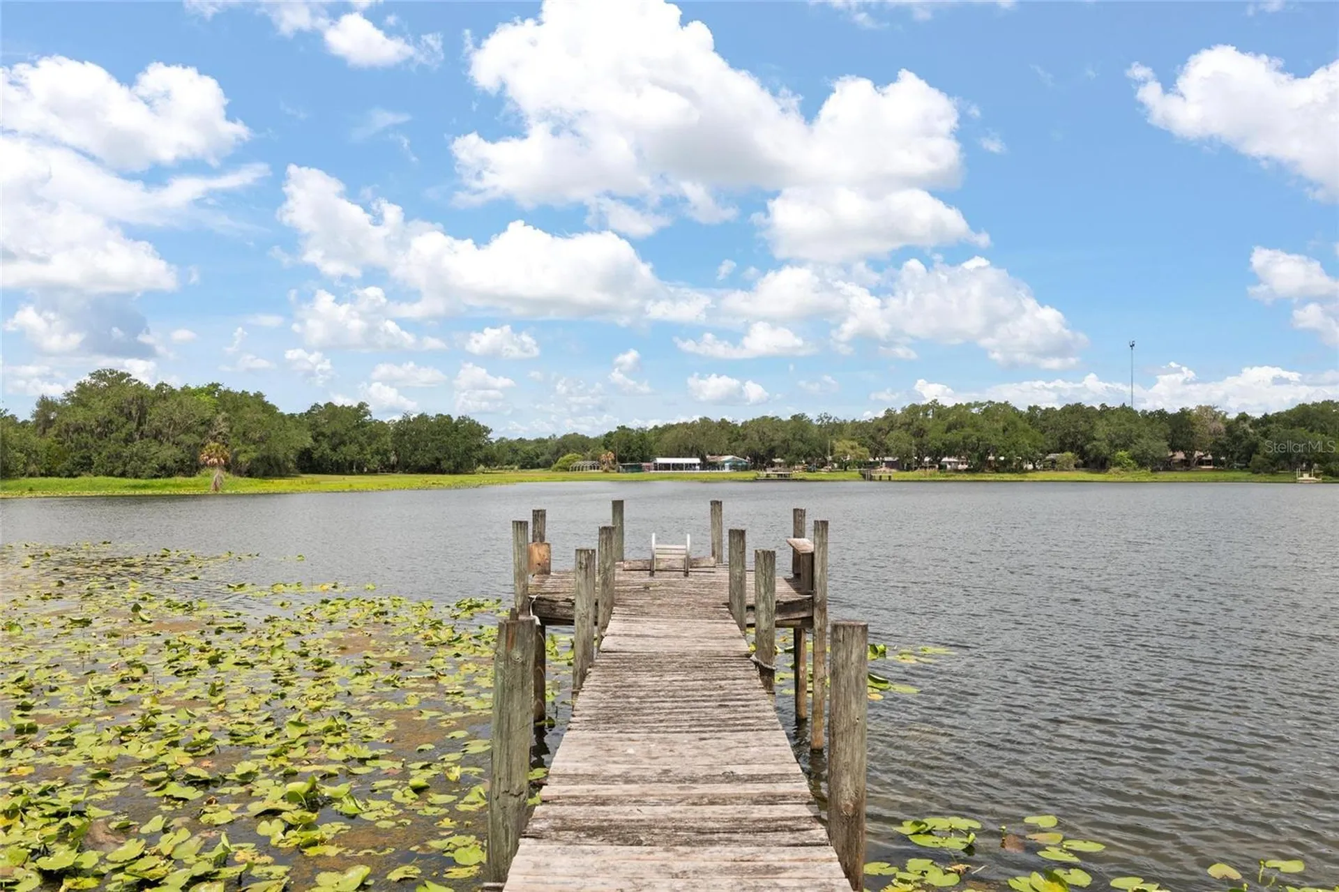 498 Lakewood Drive Brandon FL 33510