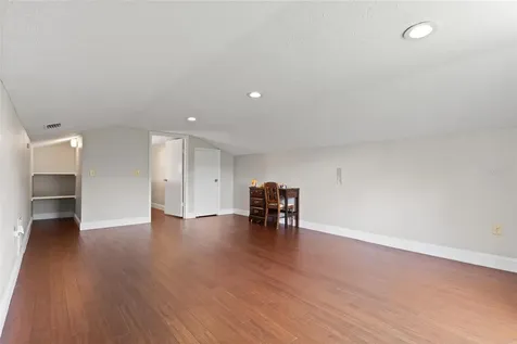 498 Lakewood Drive Brandon FL 33510