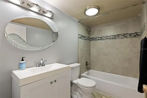 498 Lakewood Drive Brandon FL 33510