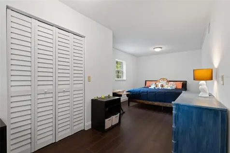 498 Lakewood Drive Brandon FL 33510