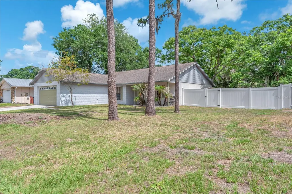 3619 Orangepointe Road Valrico FL 33596