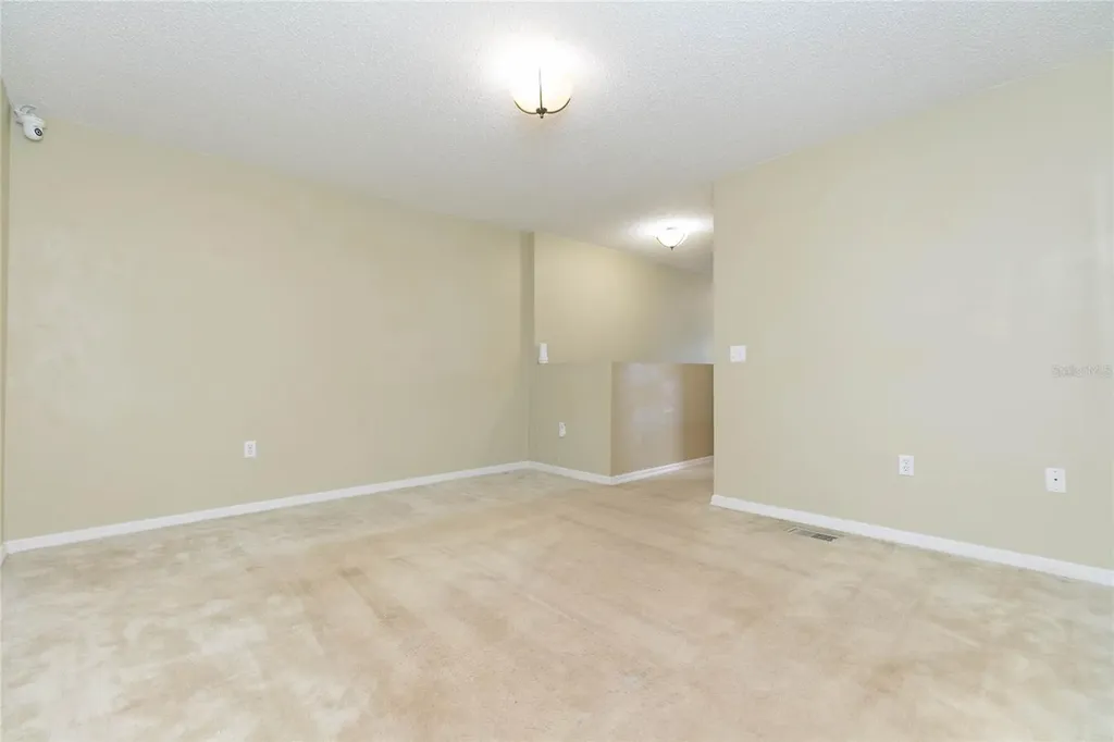 9922 Ashburn Lake Drive Tampa FL 33610