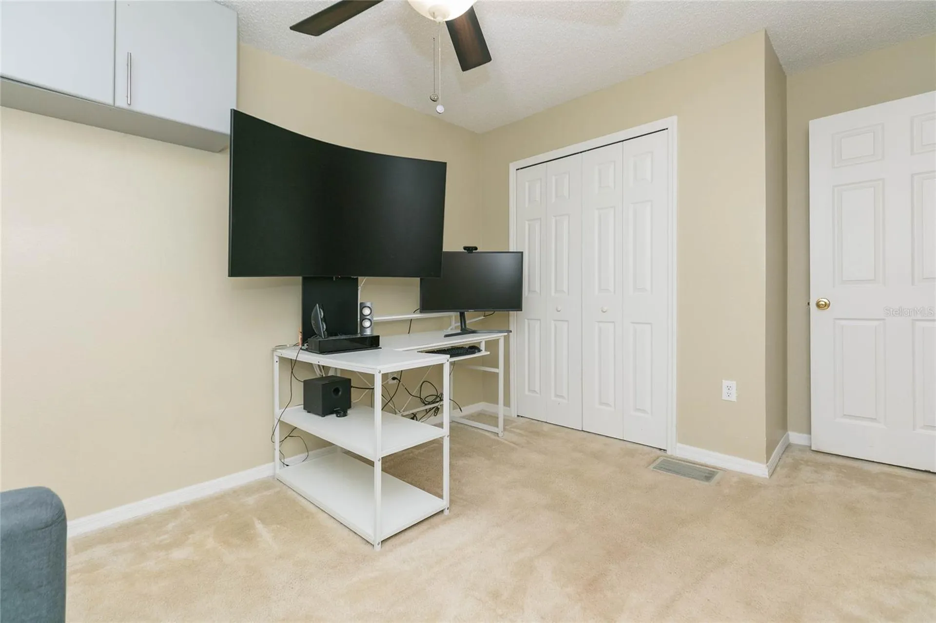 9922 Ashburn Lake Drive Tampa FL 33610