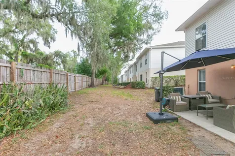 9922 Ashburn Lake Drive Tampa FL 33610