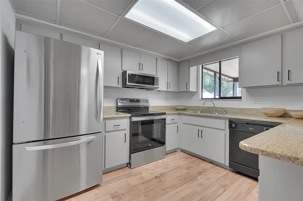 7206 8th Avenue NW Bradenton FL 34209