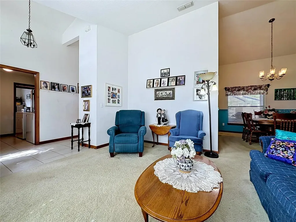 1681 E Spring Ridge Circle Winter Garden FL 34787