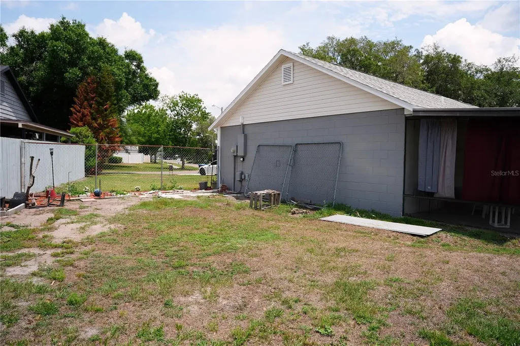 9705 Lingwood Trail Orlando FL 32817