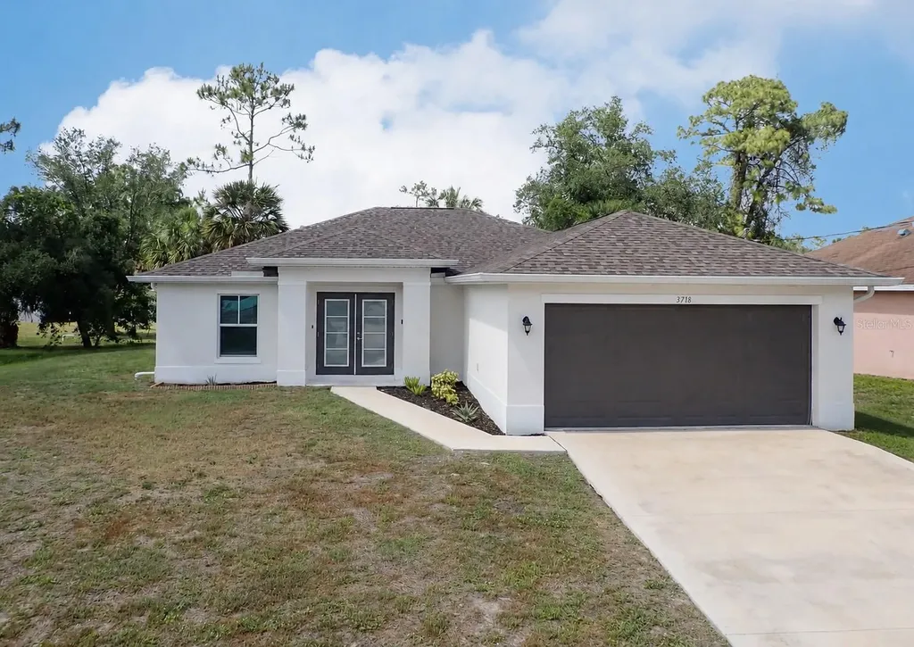 3718 Donahue Avenue North Port FL 34288