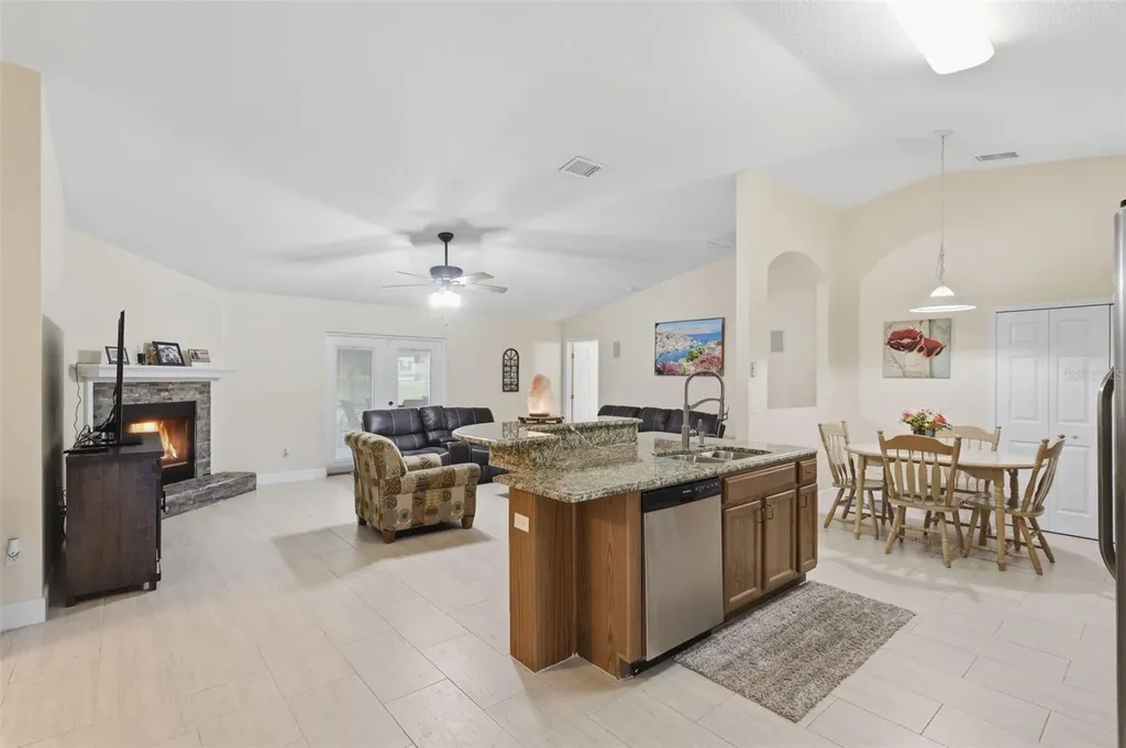 24 Pecan Pass Ocala FL 34472