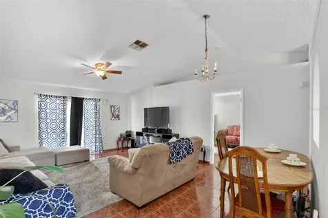 6820 Pomeroy Circle Orlando FL 32810
