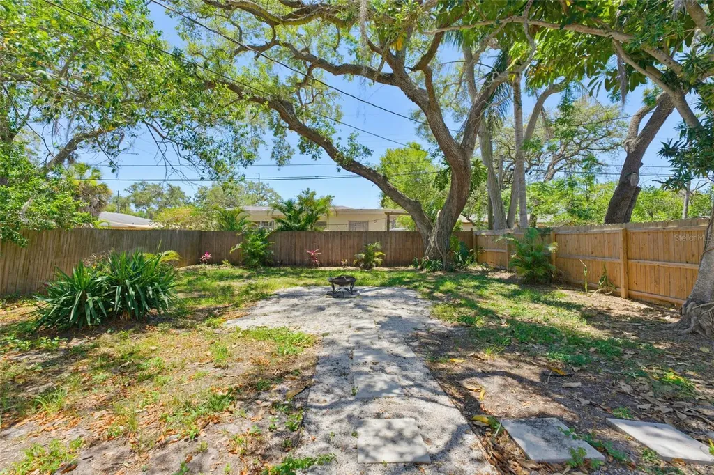 1275 Palm Street Clearwater FL 33755
