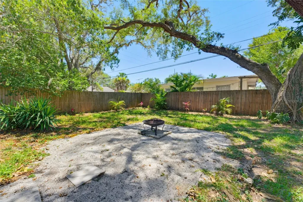 1275 Palm Street Clearwater FL 33755