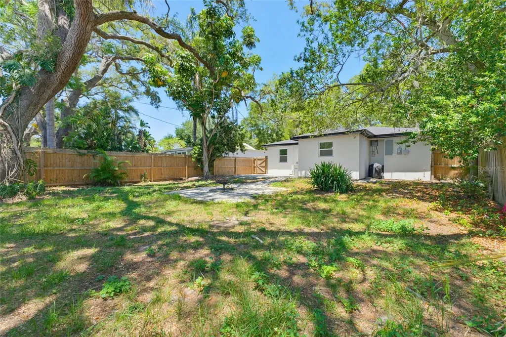 1275 Palm Street Clearwater FL 33755