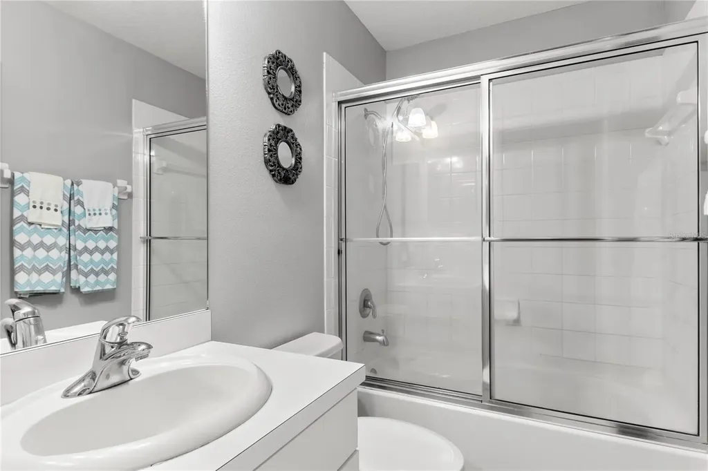 13137 Kings Crossing Drive Gibsonton FL 33534