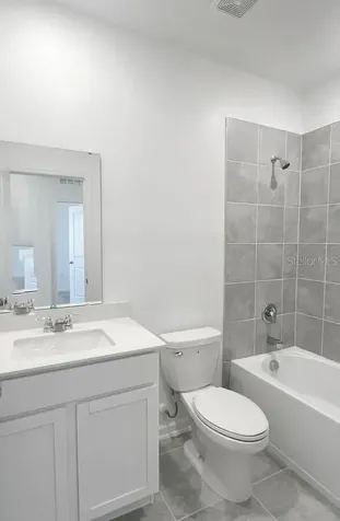 2562 Skyline Loop Kissimmee FL 34758
