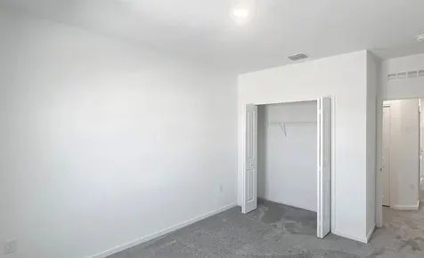 2562 Skyline Loop Kissimmee FL 34758