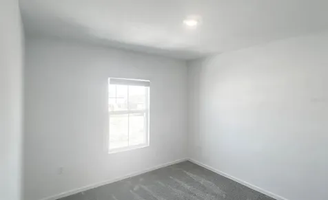 2562 Skyline Loop Kissimmee FL 34758