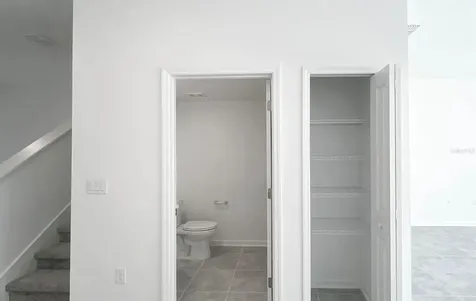 2562 Skyline Loop Kissimmee FL 34758