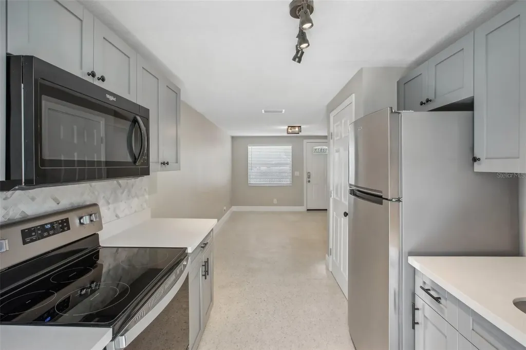 8703 Navajo Avenue Tampa FL 33637