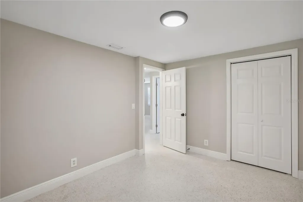 8703 Navajo Avenue Tampa FL 33637