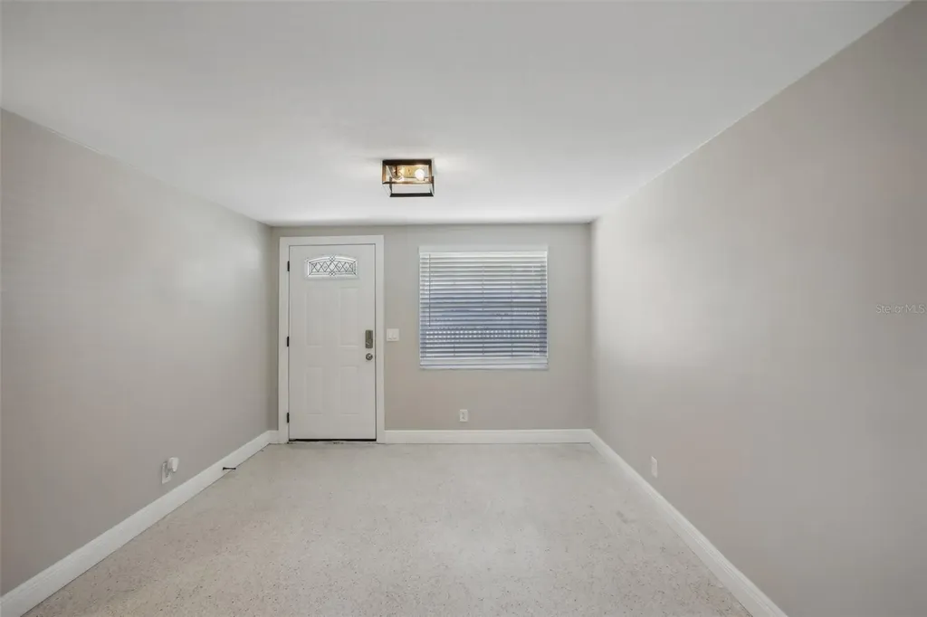 8703 Navajo Avenue Tampa FL 33637