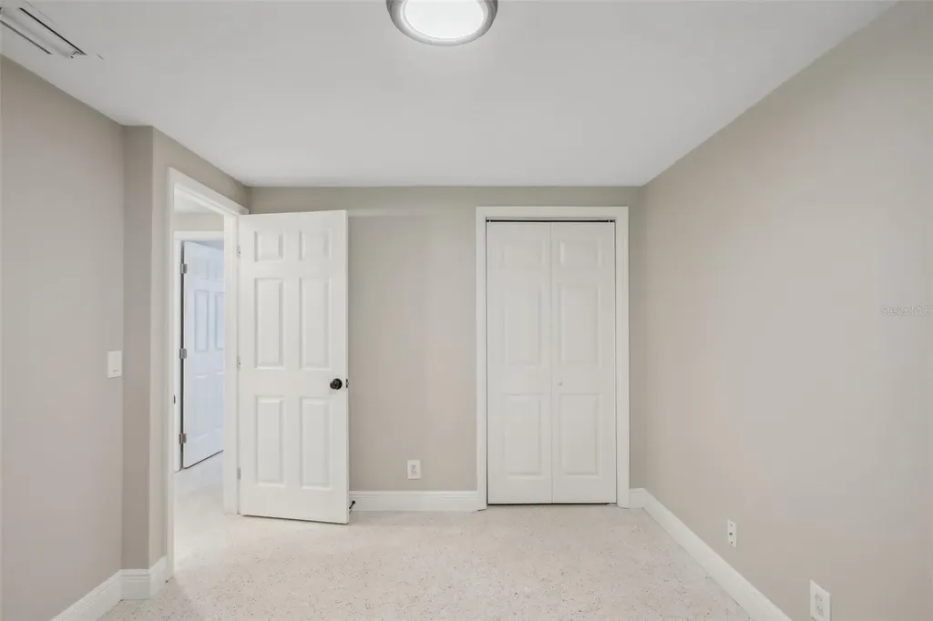 8703 Navajo Avenue Tampa FL 33637