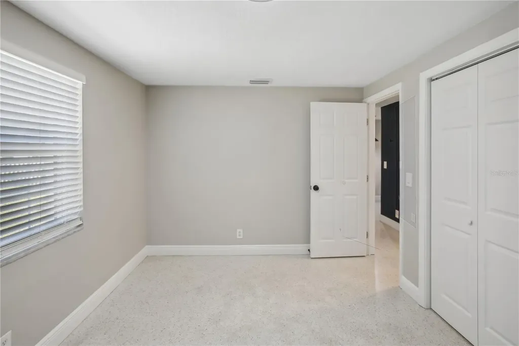 8703 Navajo Avenue Tampa FL 33637