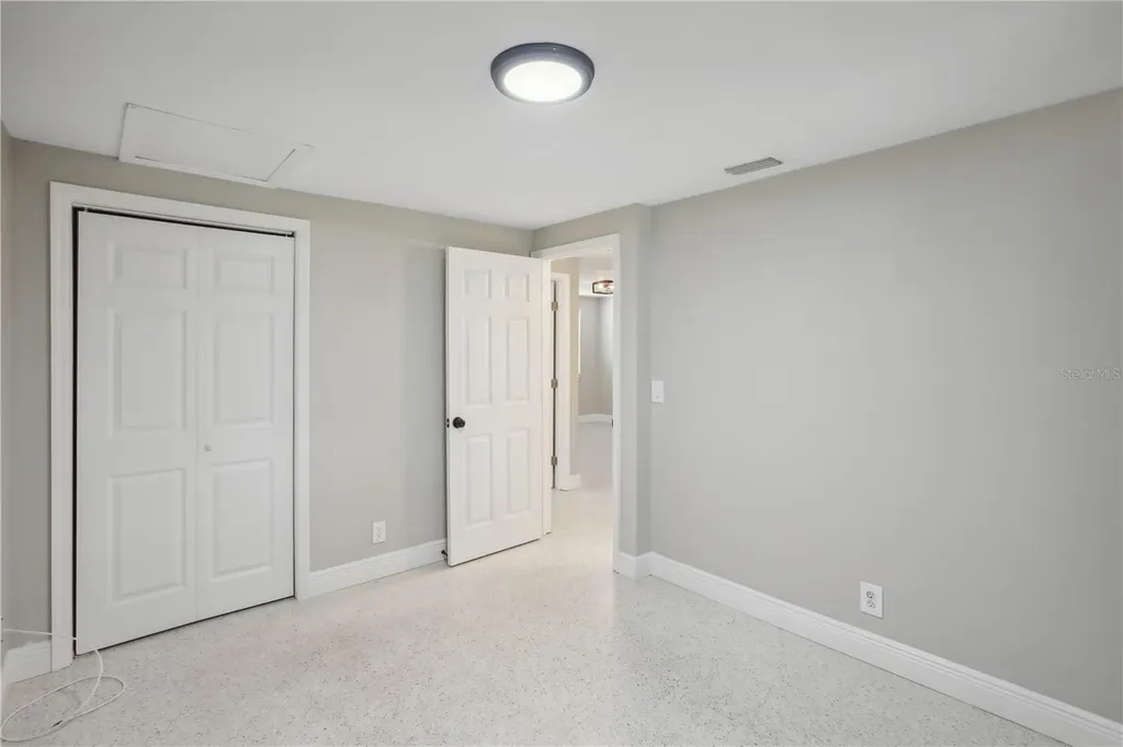 8703 Navajo Avenue Tampa FL 33637