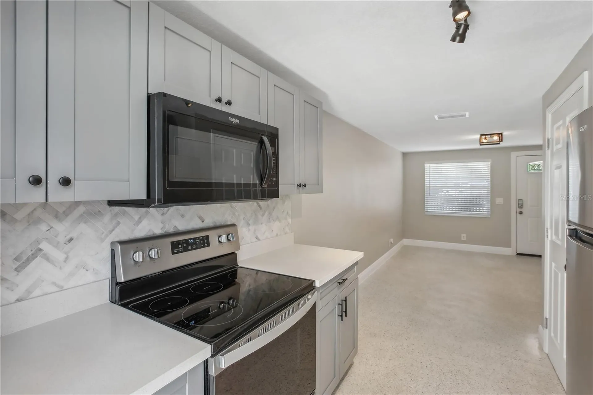 8703 Navajo Avenue Tampa FL 33637