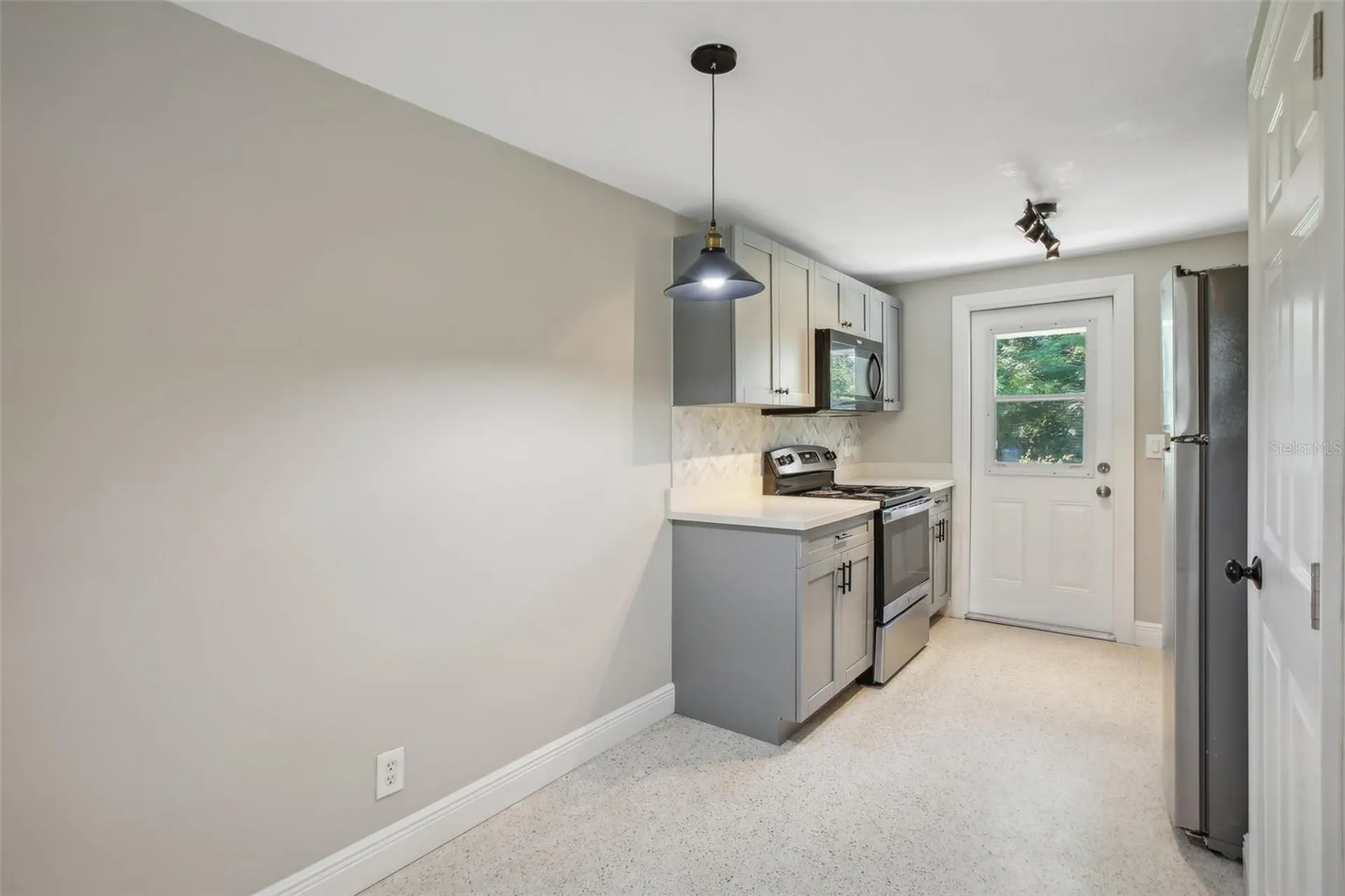 8703 Navajo Avenue Tampa FL 33637