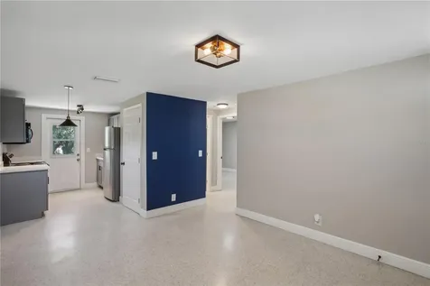 8703 Navajo Avenue Tampa FL 33637