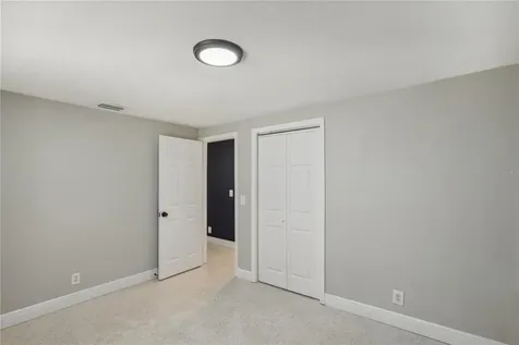 8703 Navajo Avenue Tampa FL 33637