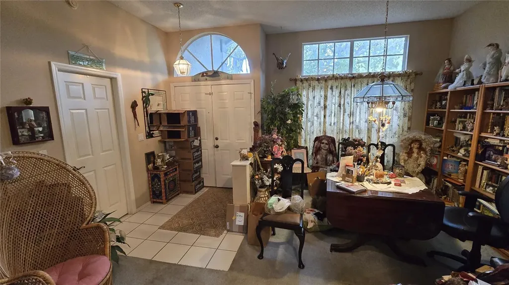 1040 Tradewinds Drive Tarpon Springs FL 34689
