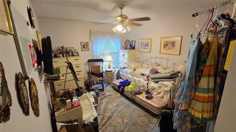 1040 Tradewinds Drive Tarpon Springs FL 34689