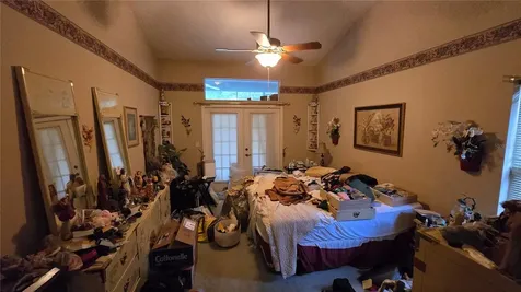 1040 Tradewinds Drive Tarpon Springs FL 34689