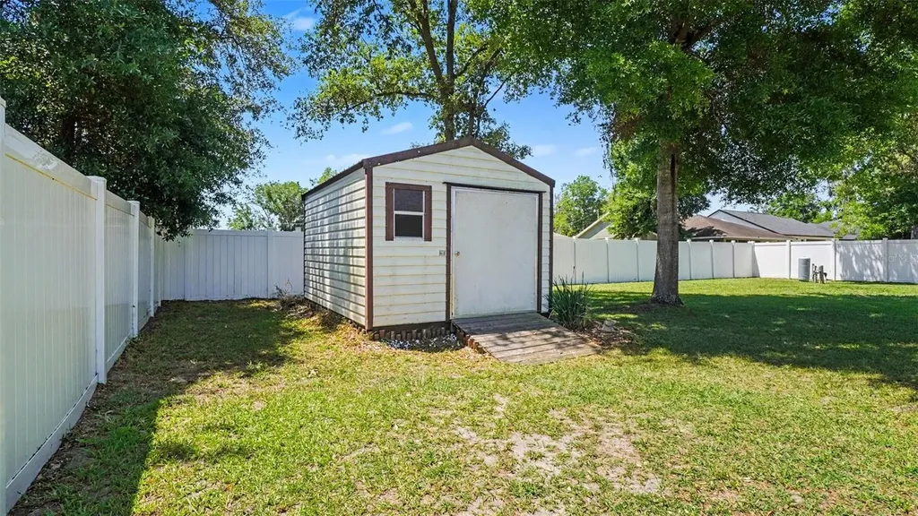 8580 SE 163rd Lane Summerfield FL 34491