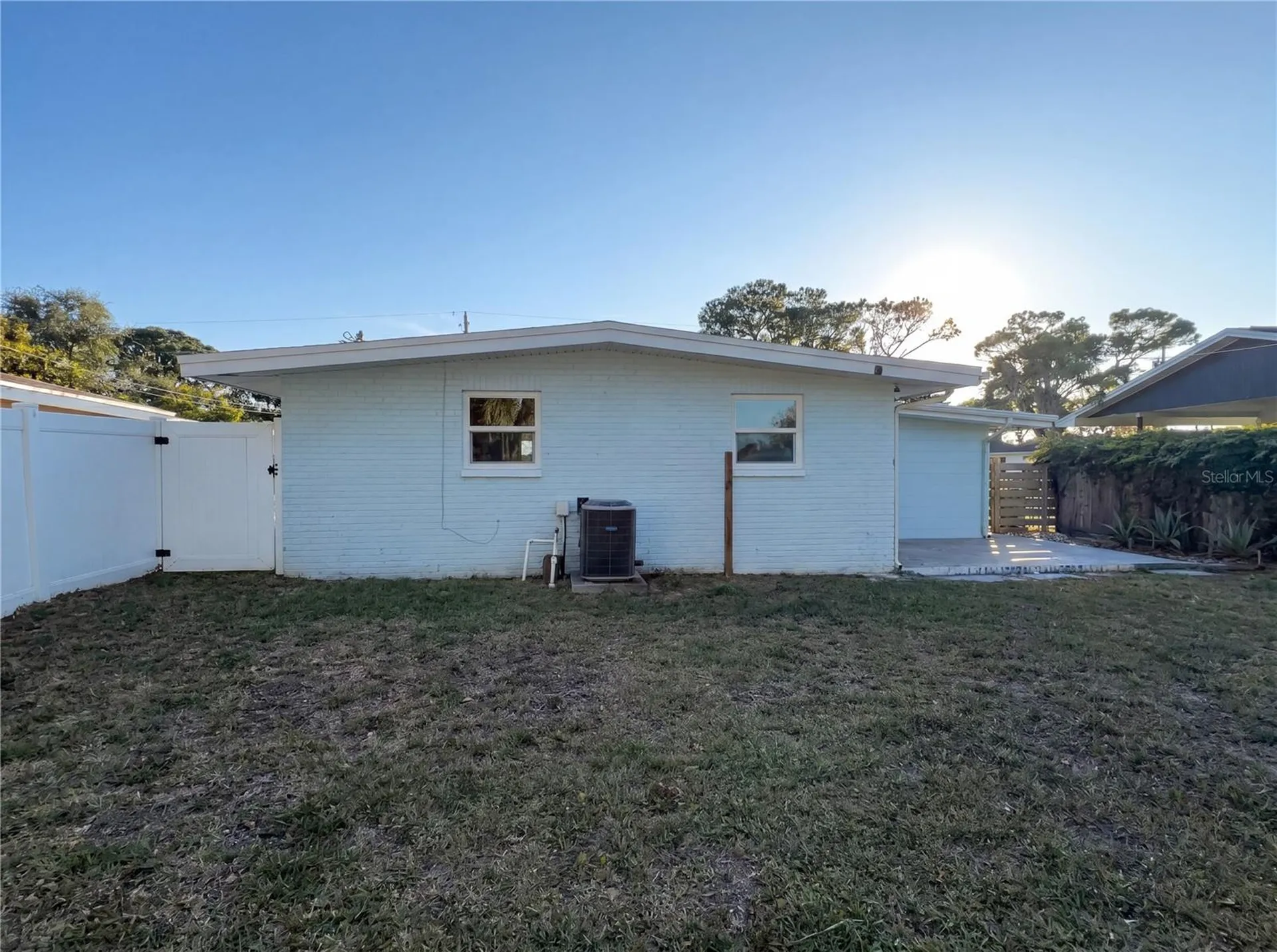 911 New York Street Edgewater FL 32132