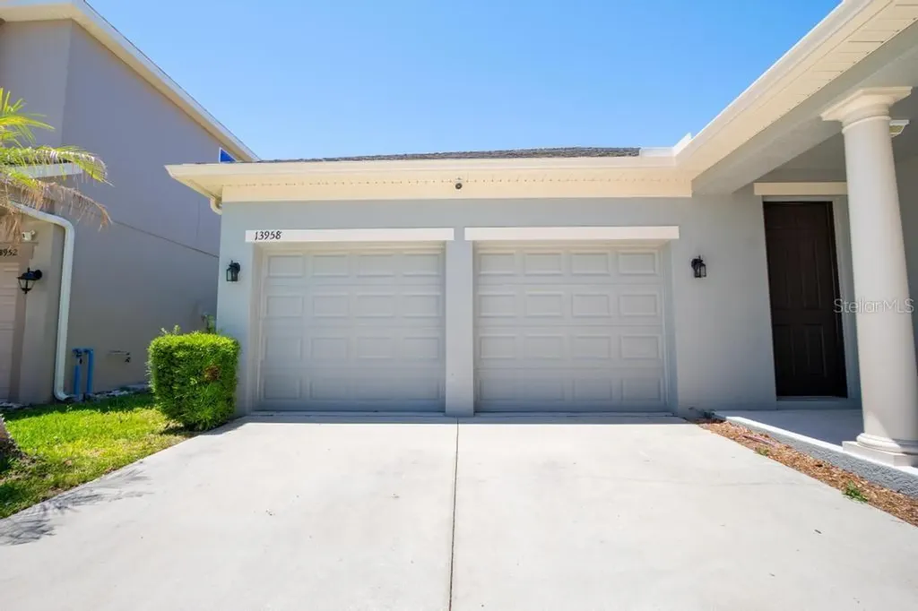 13958 Magnolia Ridge Loop Winter Garden FL 34787