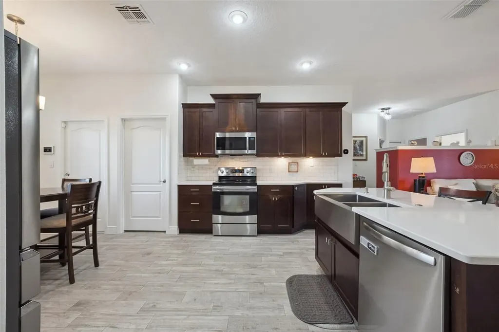 2720 Savannah Drive Leesburg FL 34748