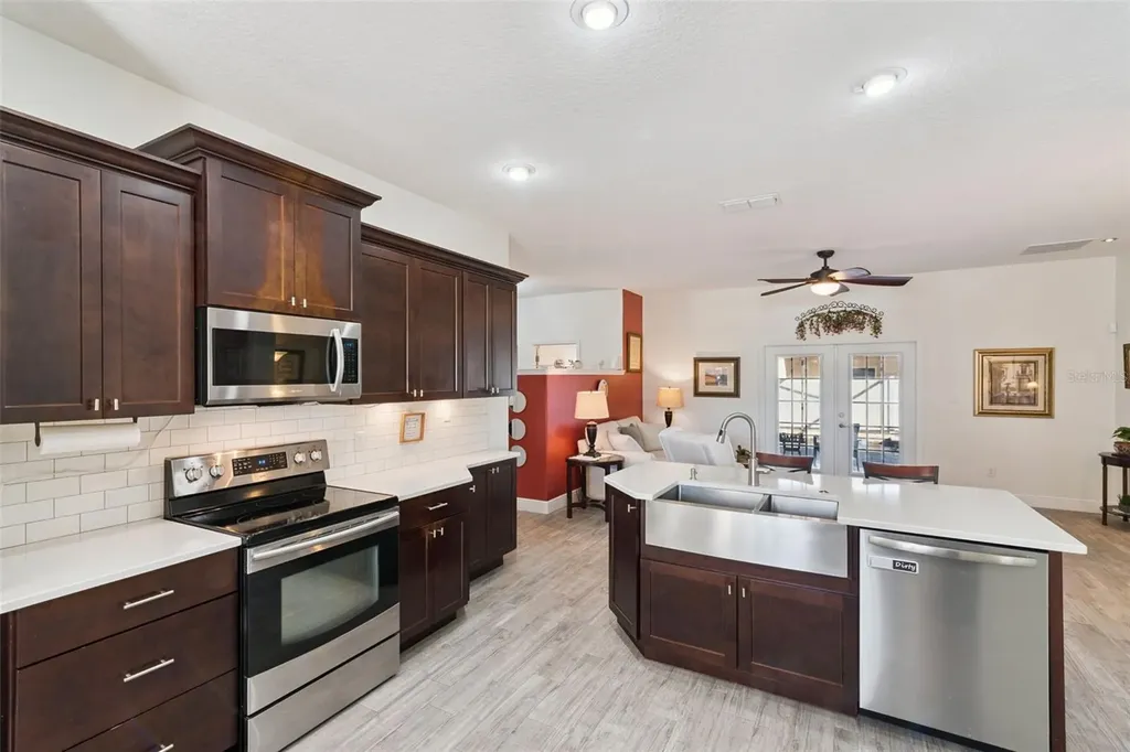 2720 Savannah Drive Leesburg FL 34748