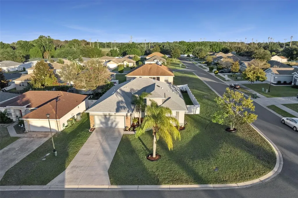 2720 Savannah Drive Leesburg FL 34748