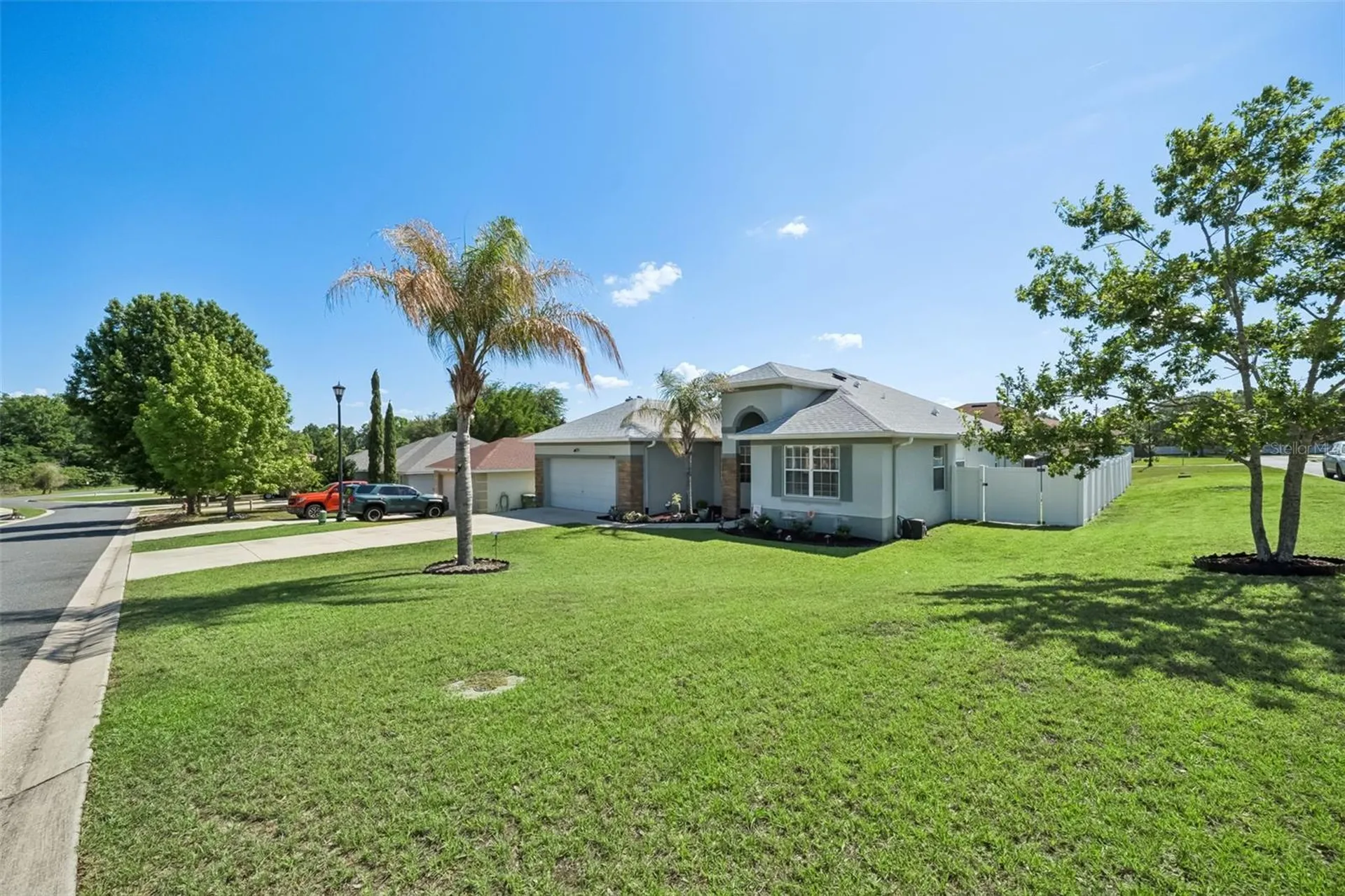 2720 Savannah Drive Leesburg FL 34748