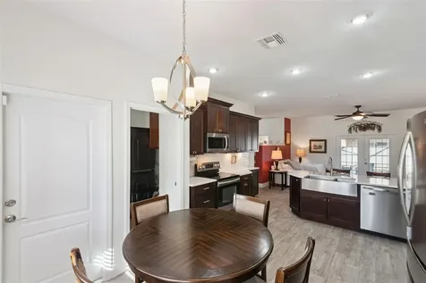 2720 Savannah Drive Leesburg FL 34748