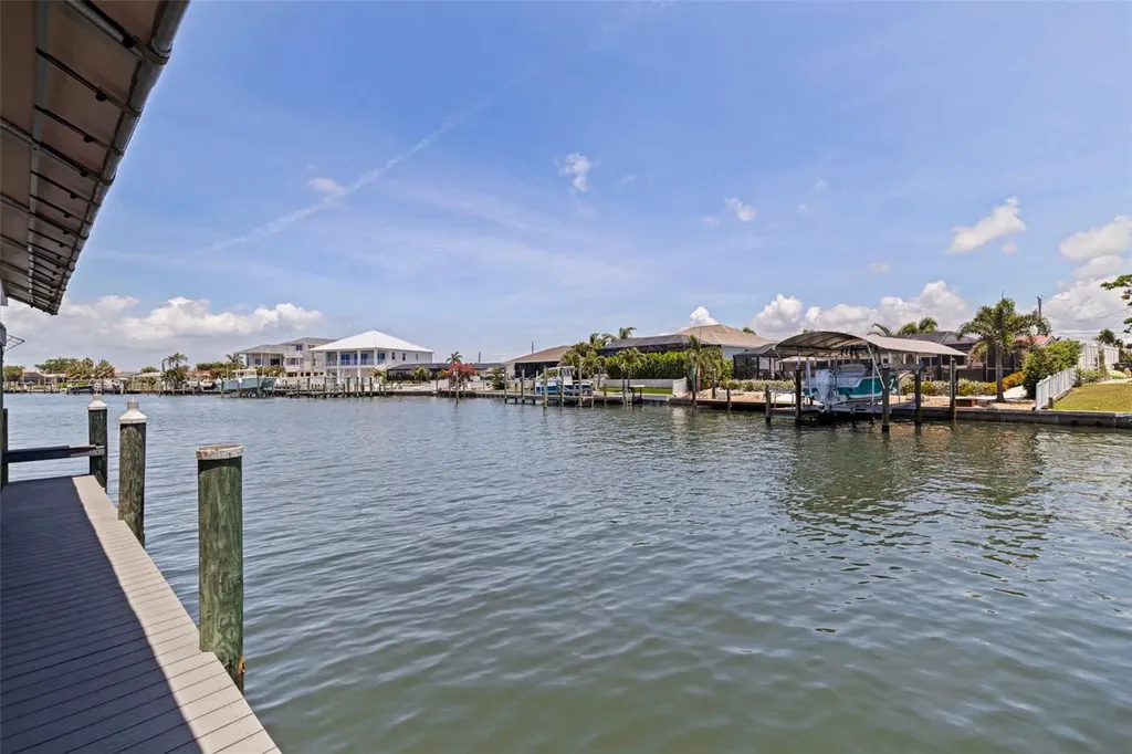 5108 Commonwealth Road Palmetto FL 34221