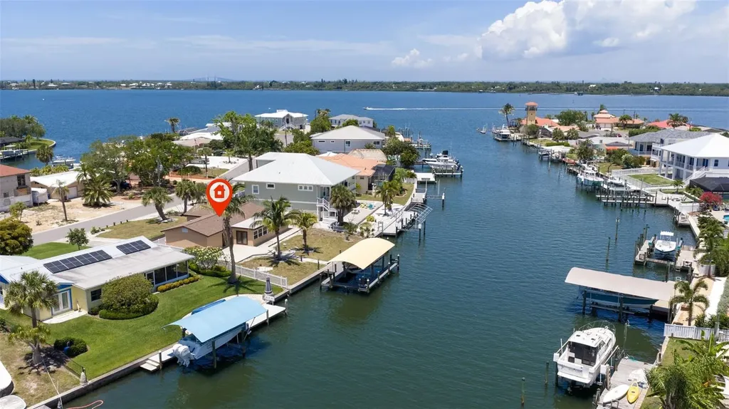 5108 Commonwealth Road Palmetto FL 34221