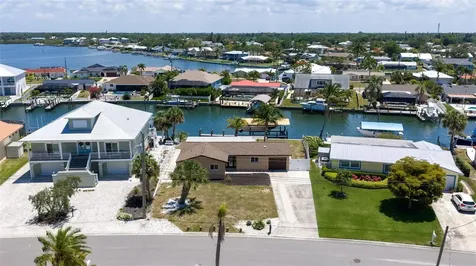 5108 Commonwealth Road Palmetto FL 34221