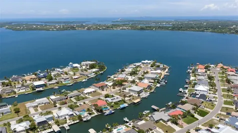 5108 Commonwealth Road Palmetto FL 34221